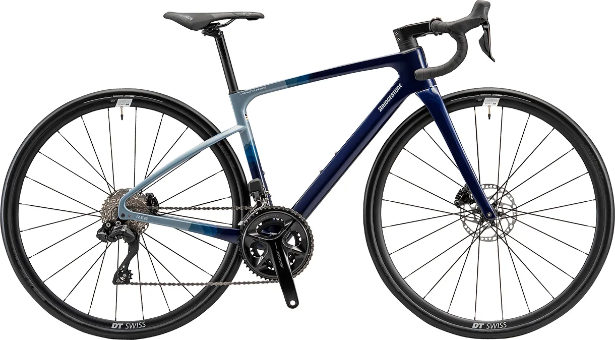 RE8 105 Di2 MODELの製品画像