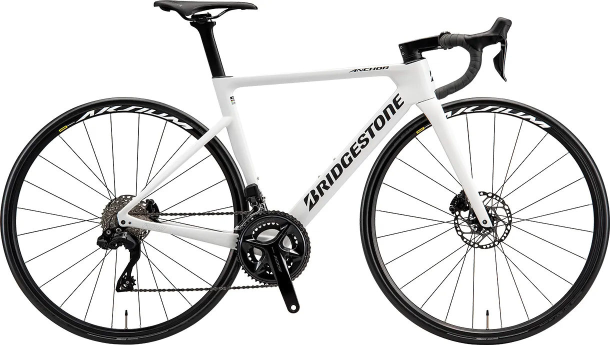 RP8 105 Di2 MODELの製品画像